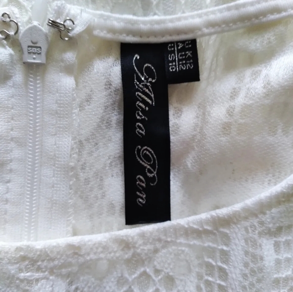 Alisa Pan White Sleeveless Lace dress, size 10 - Picture 5 of 6